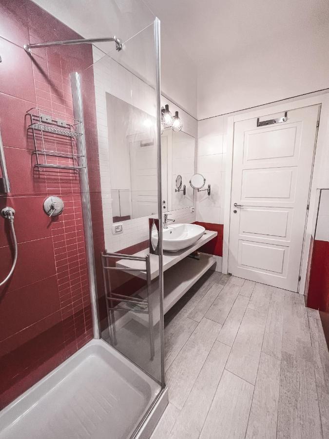 Myhouse Inn Suite Paradiso - Affitti Brevi Italia โกลเลญโญ ภายนอก รูปภาพ